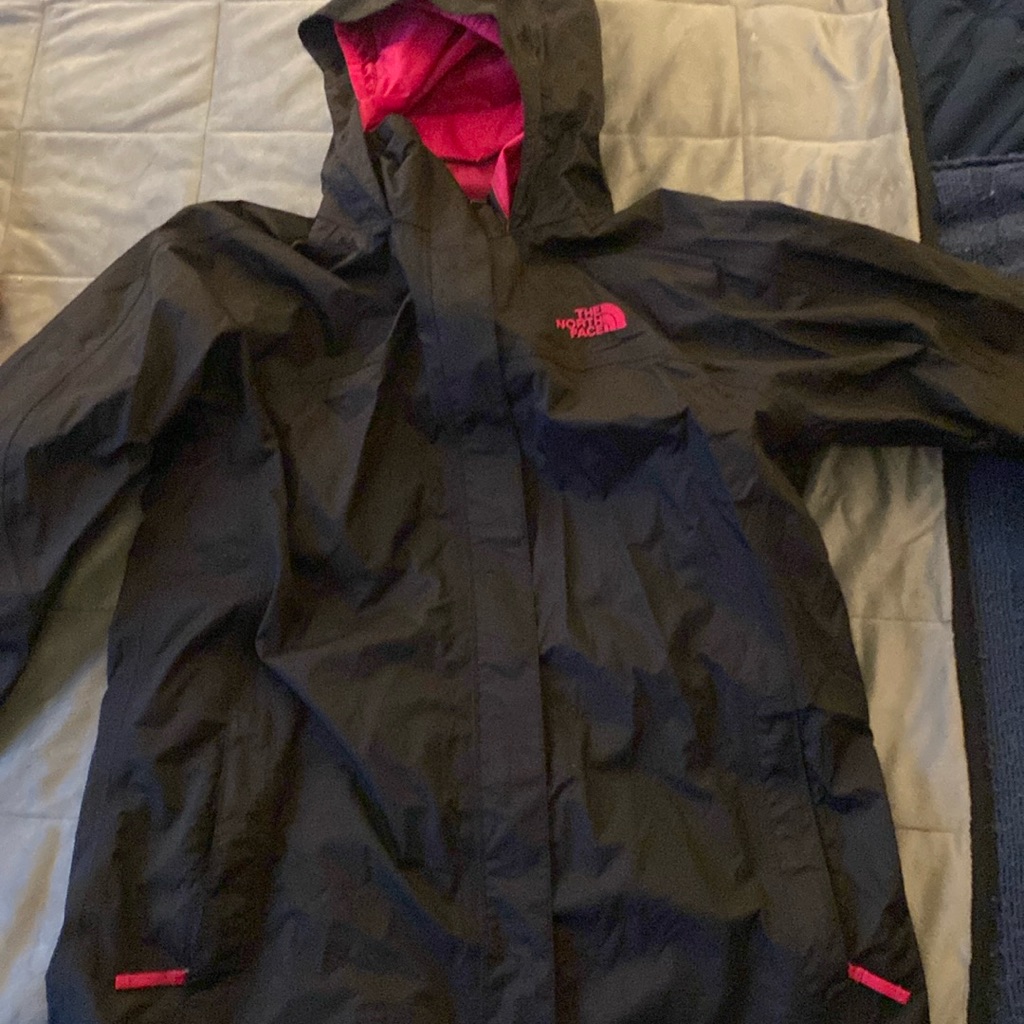 Girls Black/Pink North Face Raincoat Xl(18)